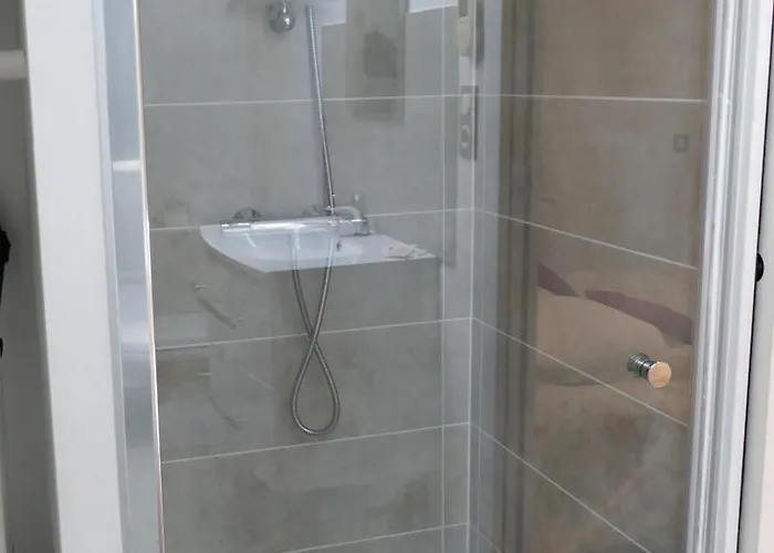 Le Cosy De Roseline 公寓 *